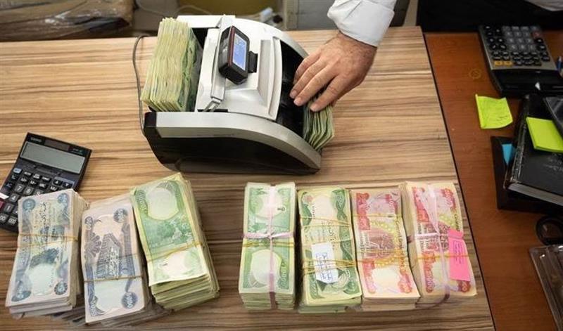 الرواتب الحكومية تتجاوز 60 تريليون دينار في 2024 والعبيدي يحذر
