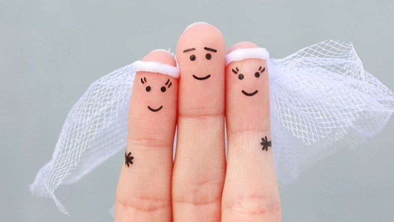 
هل الرجل ملزم بإعلام زوجته بالزواج الثاني؟.. دار الإفتاء تحسم الجدل
